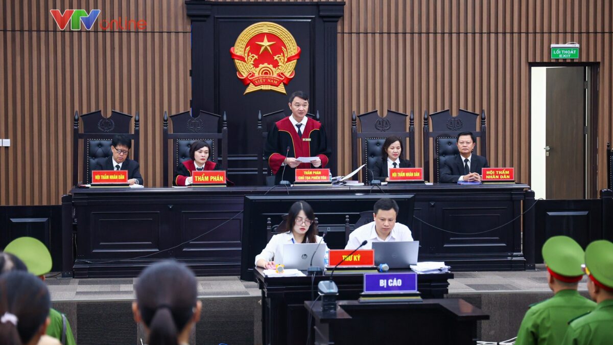 Hà Nội: Bạn gái Mr Pips khai từng giữ 44,8 tỷ đồng tiền mặt và 1,7 triệu USD trong căn hộ