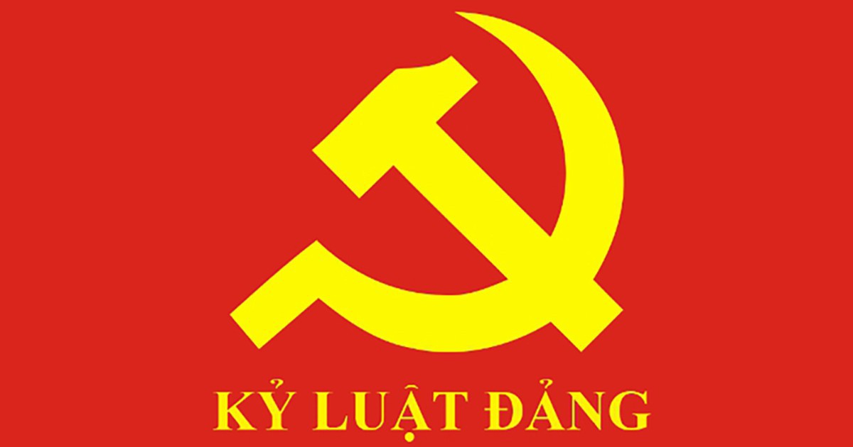 Ông Nguyễn Văn Bòn, nguyên Trưởng Ban Dân vận Tỉnh ủy Thừa Thiên – Huế, nhận kỷ luật cảnh cáo