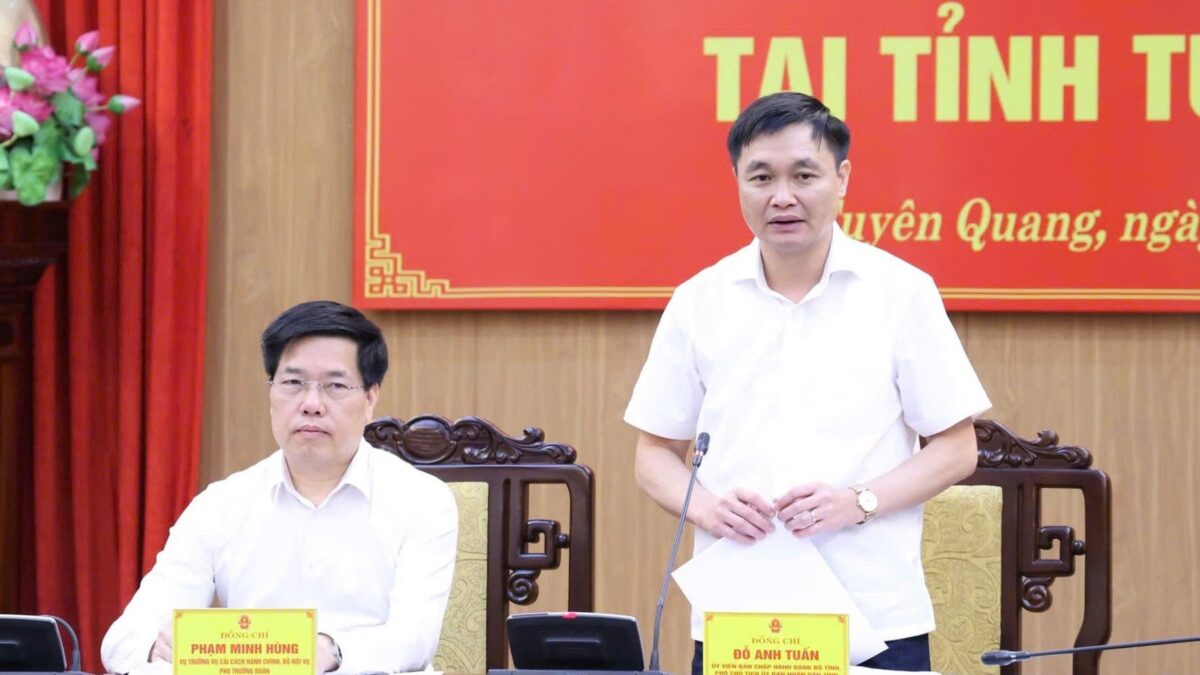 Bộ Nội vụ yêu cầu Tuyên Quang nâng chất lượng giải quyết thủ tục hành chính