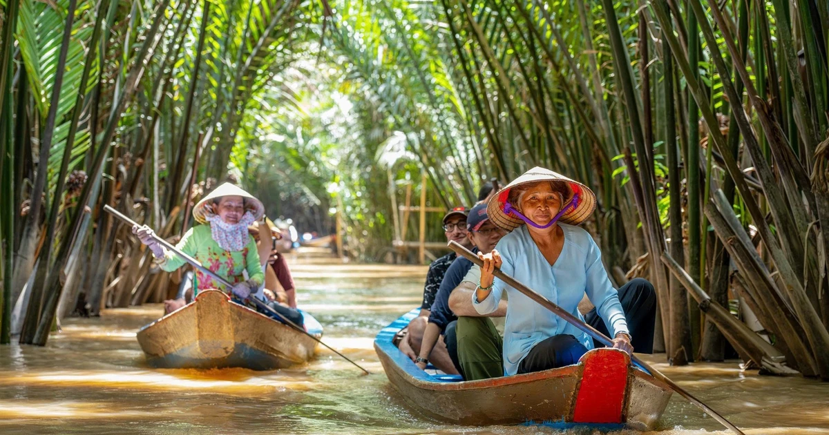 Nghị quyết 26-NQ/TW: du lịch phải đóng 10-12% GDP vào năm 2030