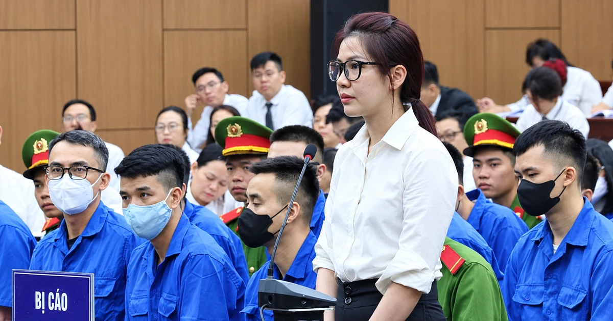 Phiên tòa Mr Pips ngày 31/10: Nguyễn Thanh Tâm khai về hai chuyến sang Thổ Nhĩ Kỳ, vợ cũ Mr Hunter nói về 18 tỉ