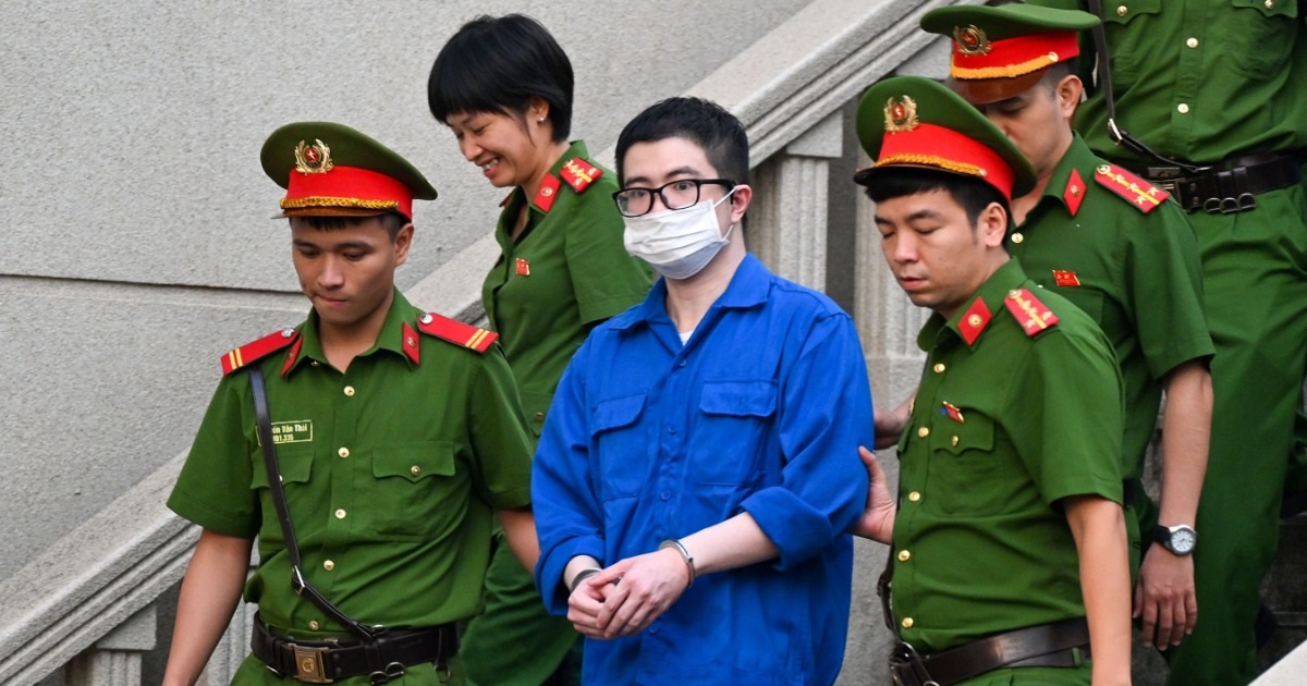 Phiên tòa Mr Pips ngày 31/10: Nguyễn Thanh Tâm khai về hai chuyến sang Thổ Nhĩ Kỳ, vợ cũ Mr Hunter nói về 18 tỉ