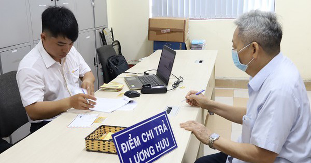 Từ 1/1/2027, tuổi nghỉ hưu của lao động nam là 61 tuổi 9 tháng, nữ 57 tuổi 4 tháng