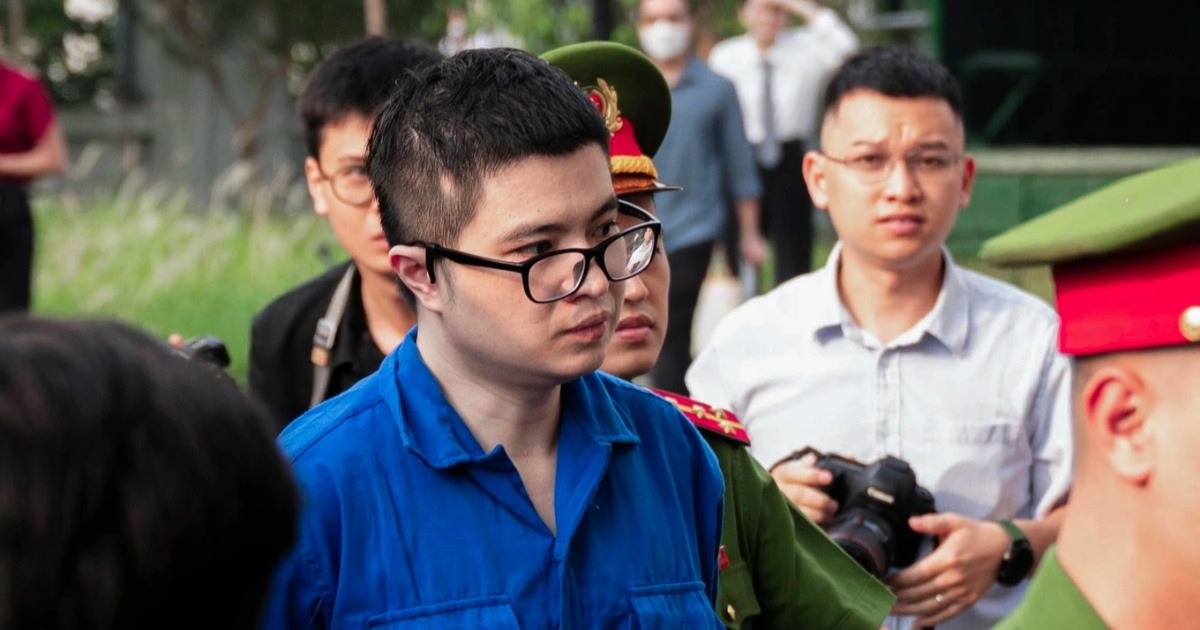Vụ Mr Pips tại tòa Hà Nội: bố bị cáo nhận tội rửa tiền, Shark Bình nói “số mình đi tù rồi”