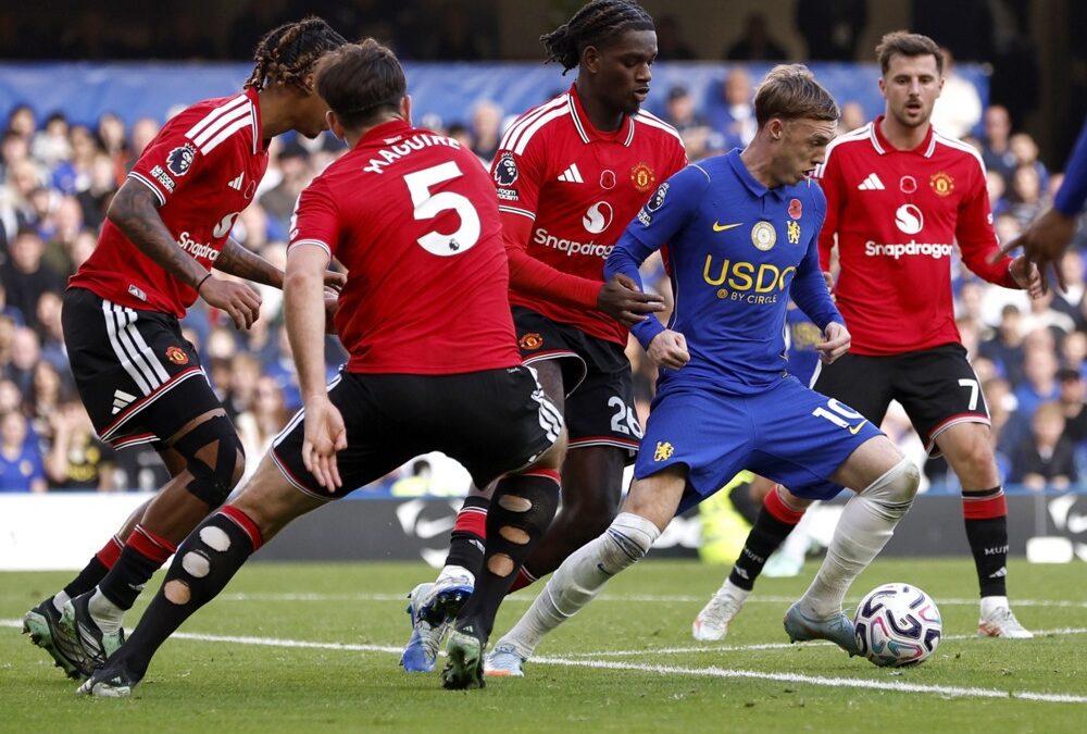 Man Utd thua Chelsea 0-2 tại Stamford Bridge, chuỗi không thắng kéo dài 9 trận