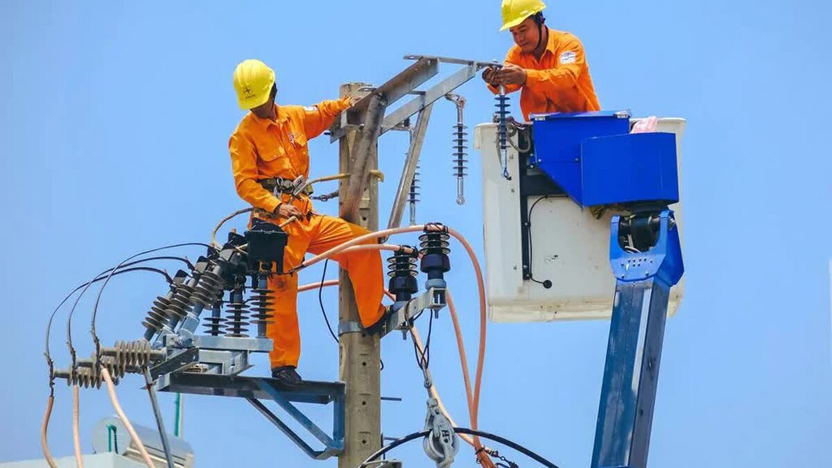 EVN giảm 2% giá bán lẻ điện từ 1/11/2026, giá bình quân còn 2.159,9037 đồng/kWh