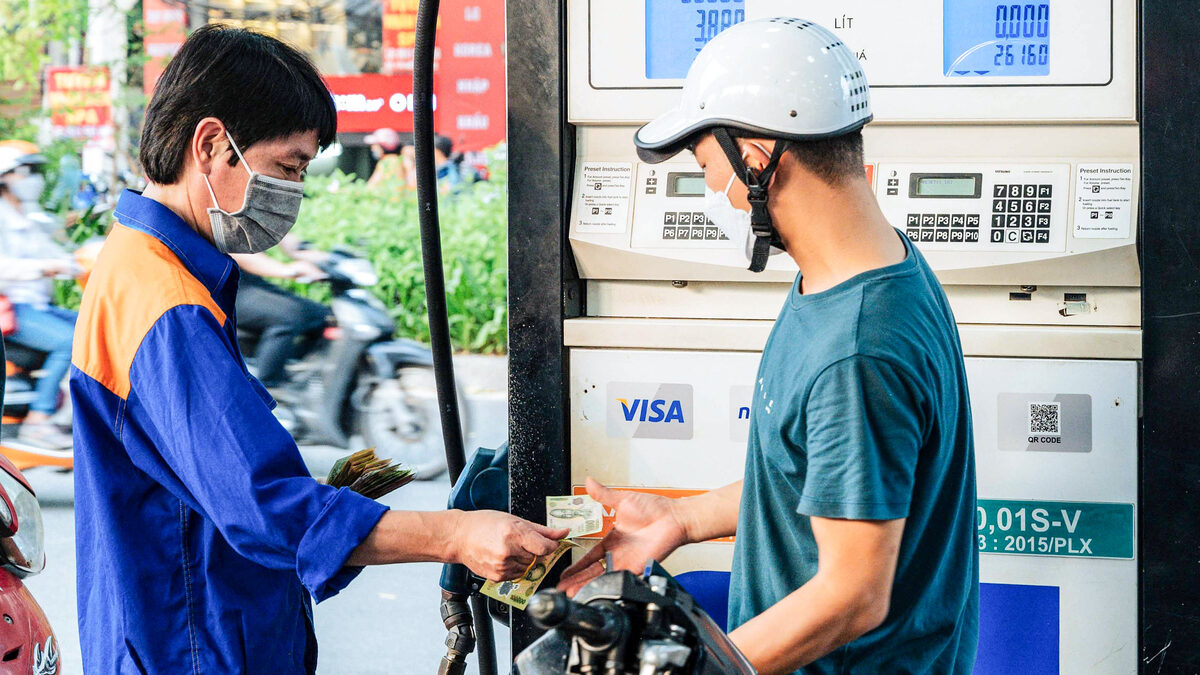 Thuế tiêu thụ đặc biệt với xăng về 0%, giá xăng trong nước giảm mạnh từ 0h ngày 1/11/2026