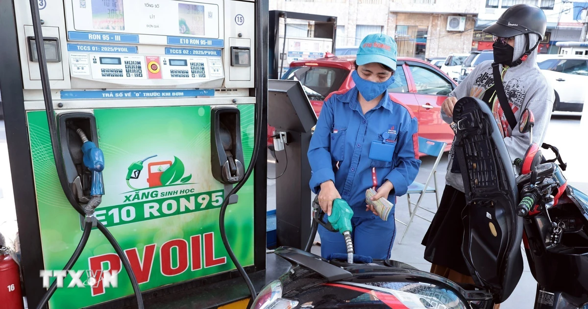 Thuế tiêu thụ đặc biệt với xăng về 0%, giá xăng trong nước giảm mạnh từ 0h ngày 1/11/2026