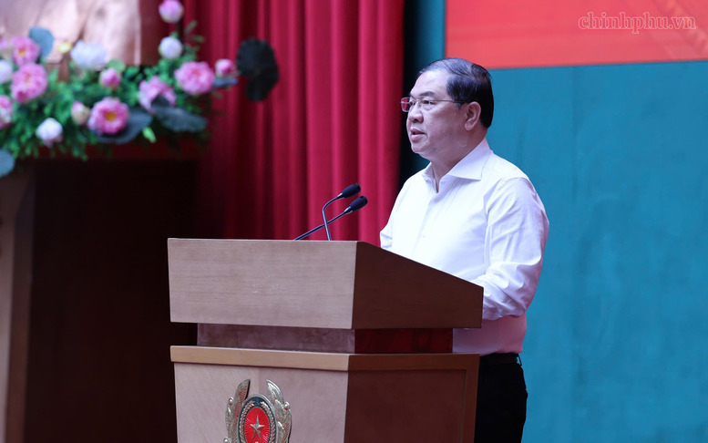 Phó Thủ tướng Phạm Gia Túc kỳ vọng trí tuệ nhân tạo giúp giảm tai nạn, ùn tắc giao thông