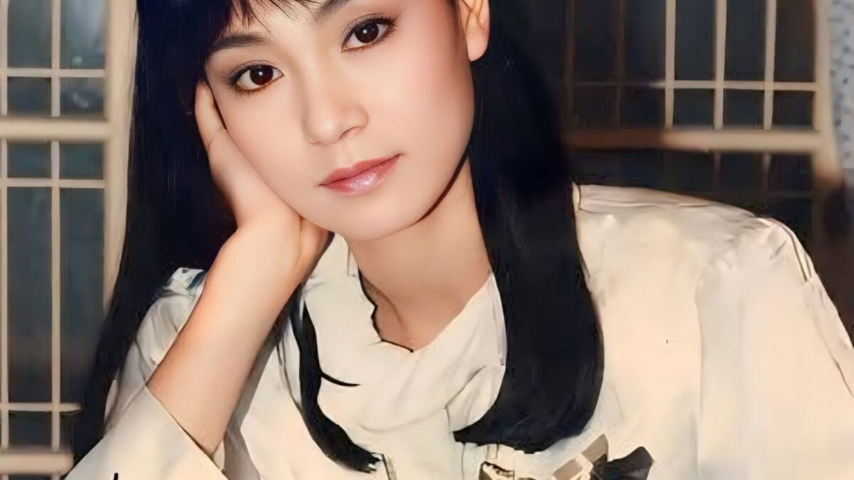 Lưu Tuyết Hoa ở tuổi 65: 15 năm sống một mình tại Thượng Hải và lần đầu nói về răng giả