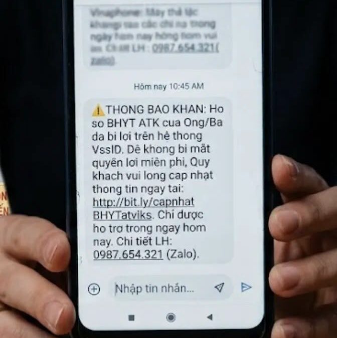 Công an Hà Nội cảnh báo thủ đoạn giả cán bộ hoàn trả tiền bảo hiểm y tế
