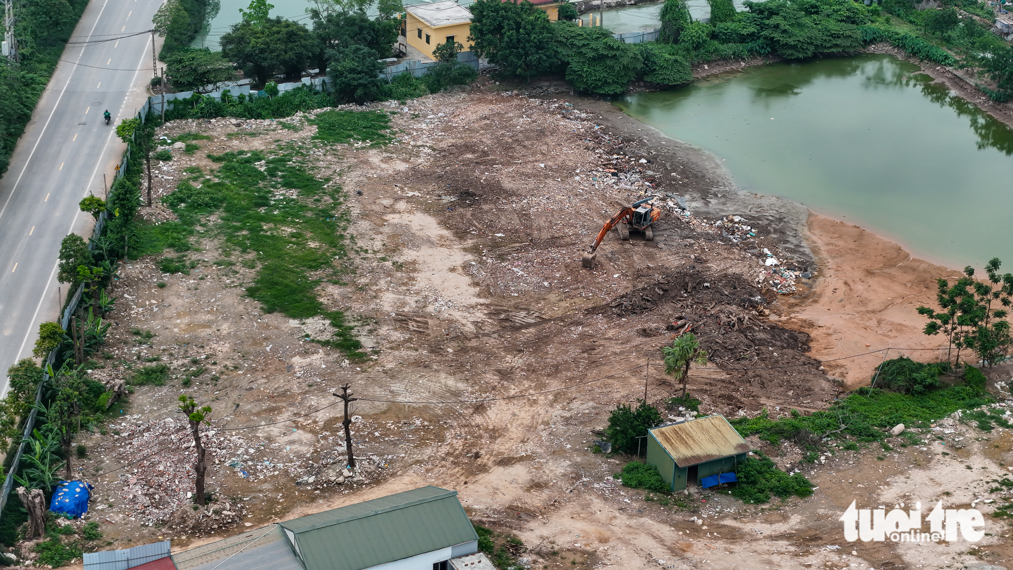 河内农业用地被倾倒废弃物'破碎'，像工地一样被推平