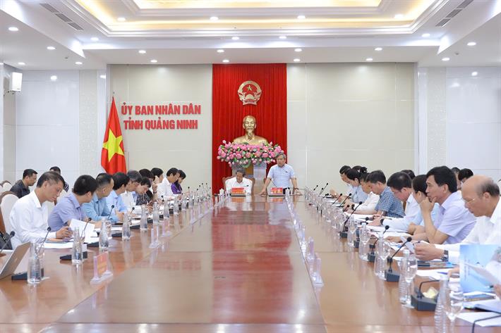 教育部长阮金山：以各种形式阻止强迫学生补习