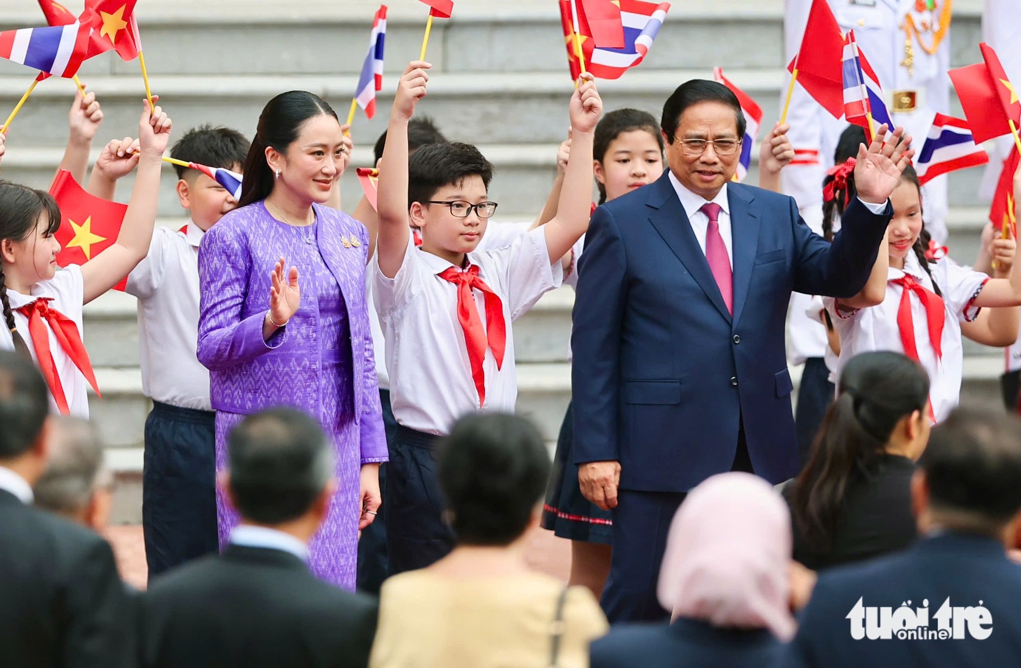 泰国总理Paetongtarn Shinawatra访问越南的欢迎仪式