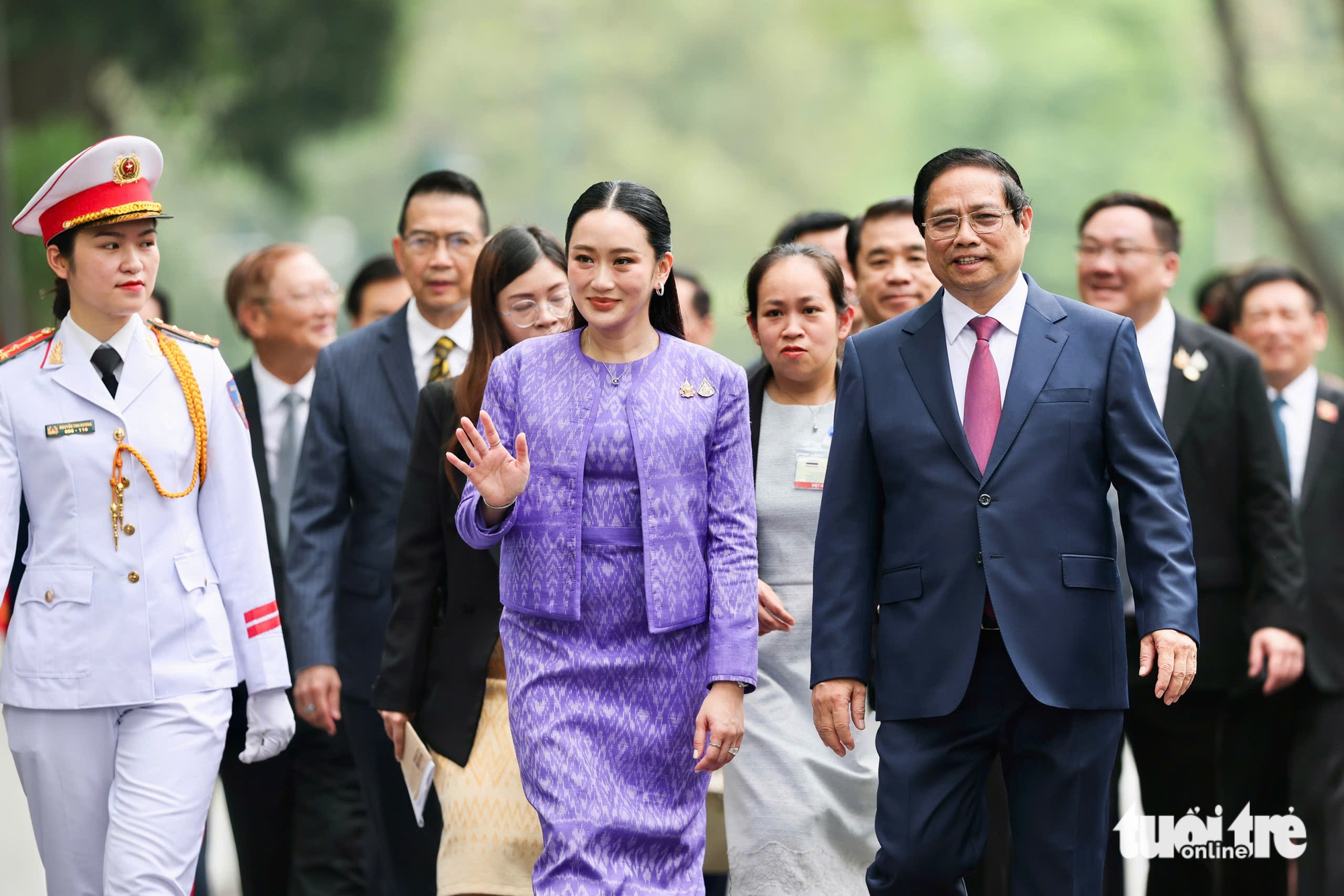 泰国总理Paetongtarn Shinawatra访问越南的欢迎仪式