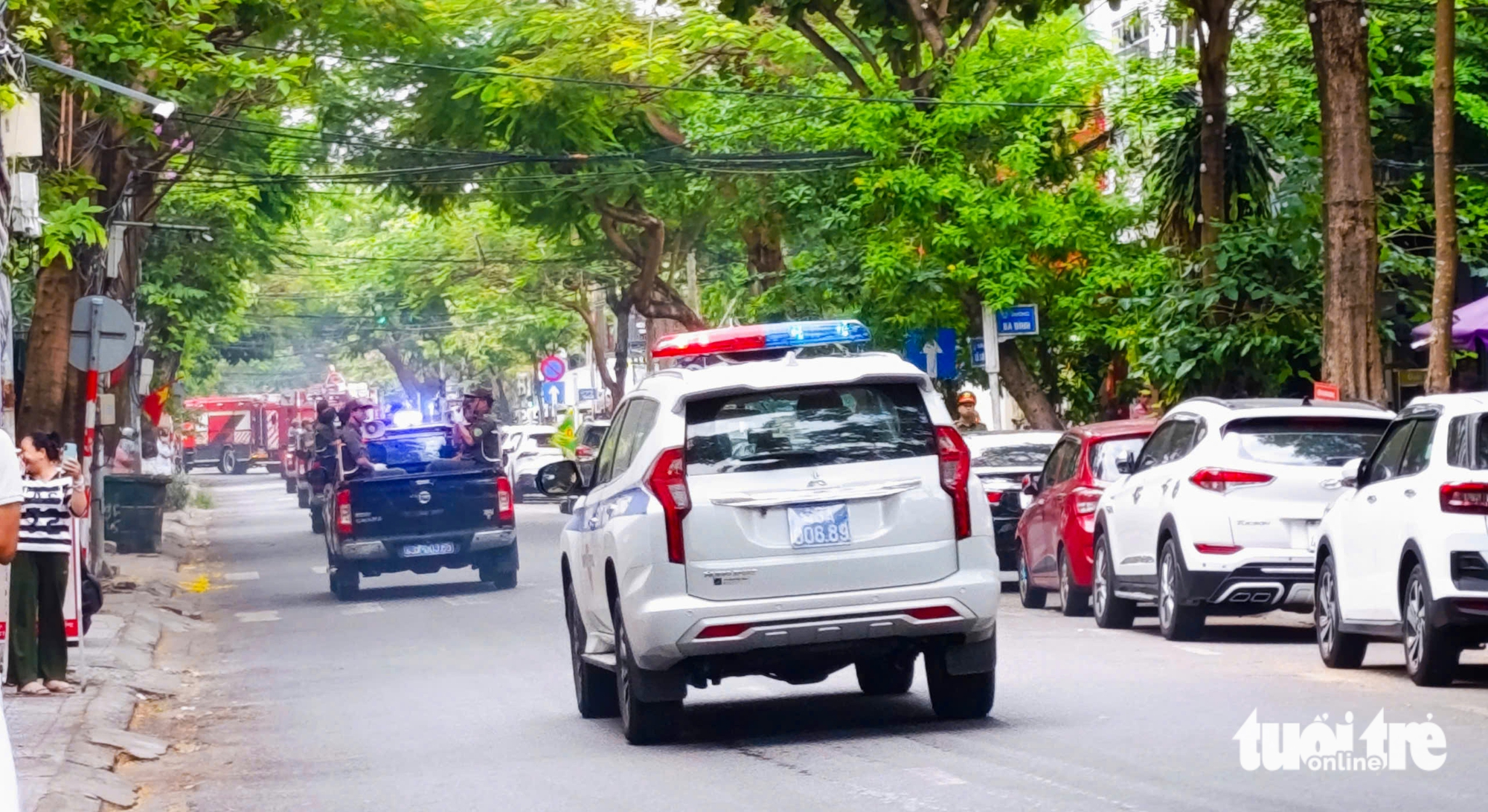 岘港同步设卡检查，预防街头犯罪