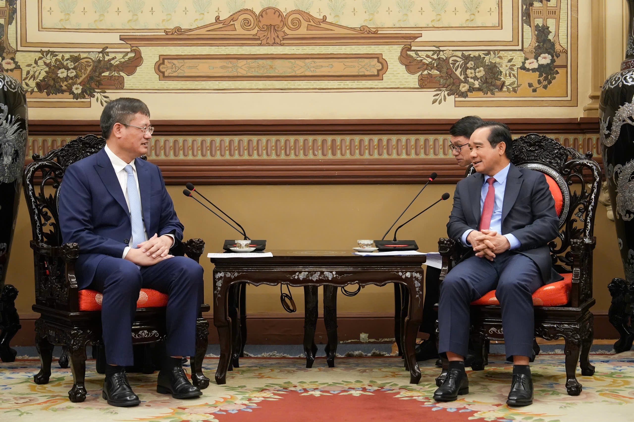 中国总领事告别：'我觉得自己是胡志明市的一个市民'
