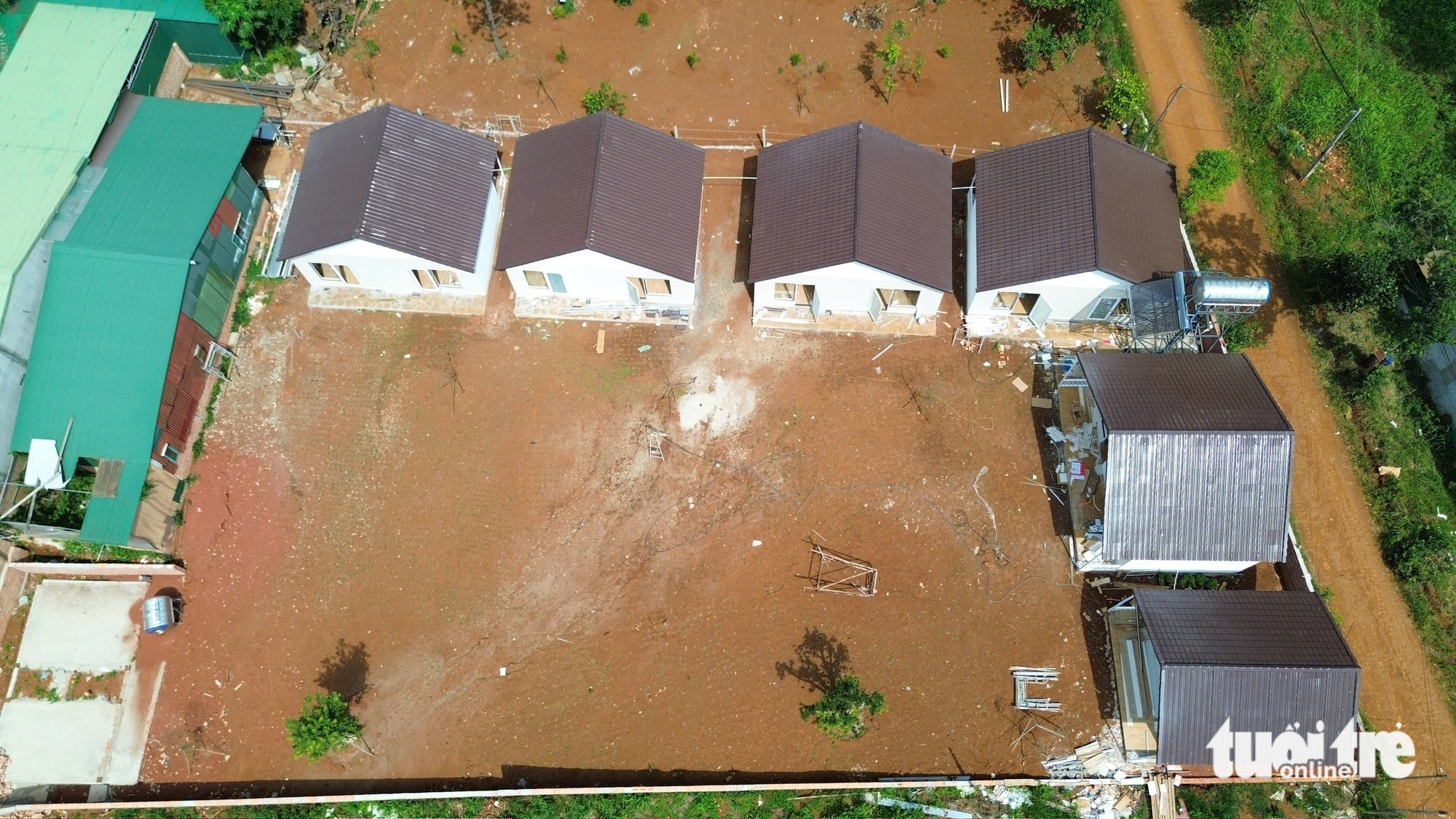 要求严肃处理在农业用地上建造多座预制房屋的事件