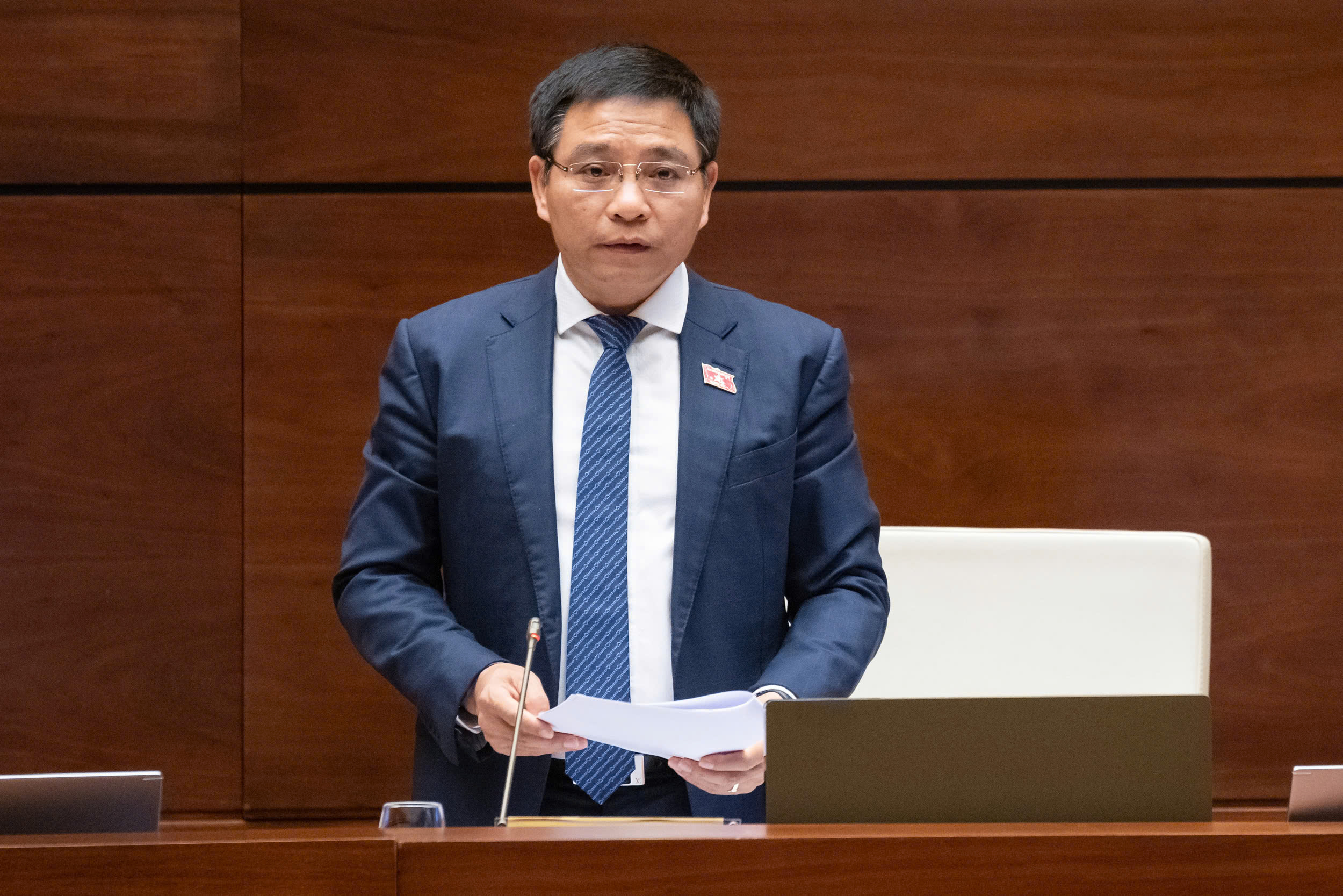 部长阮文胜谈2026年起取消个体工商户定额税的原因