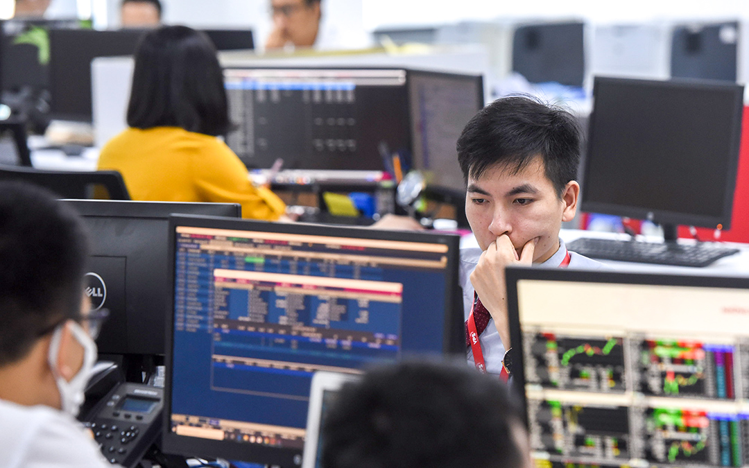 5月10日早间新闻：外资净卖出超过13.228万亿越南盾的证券
