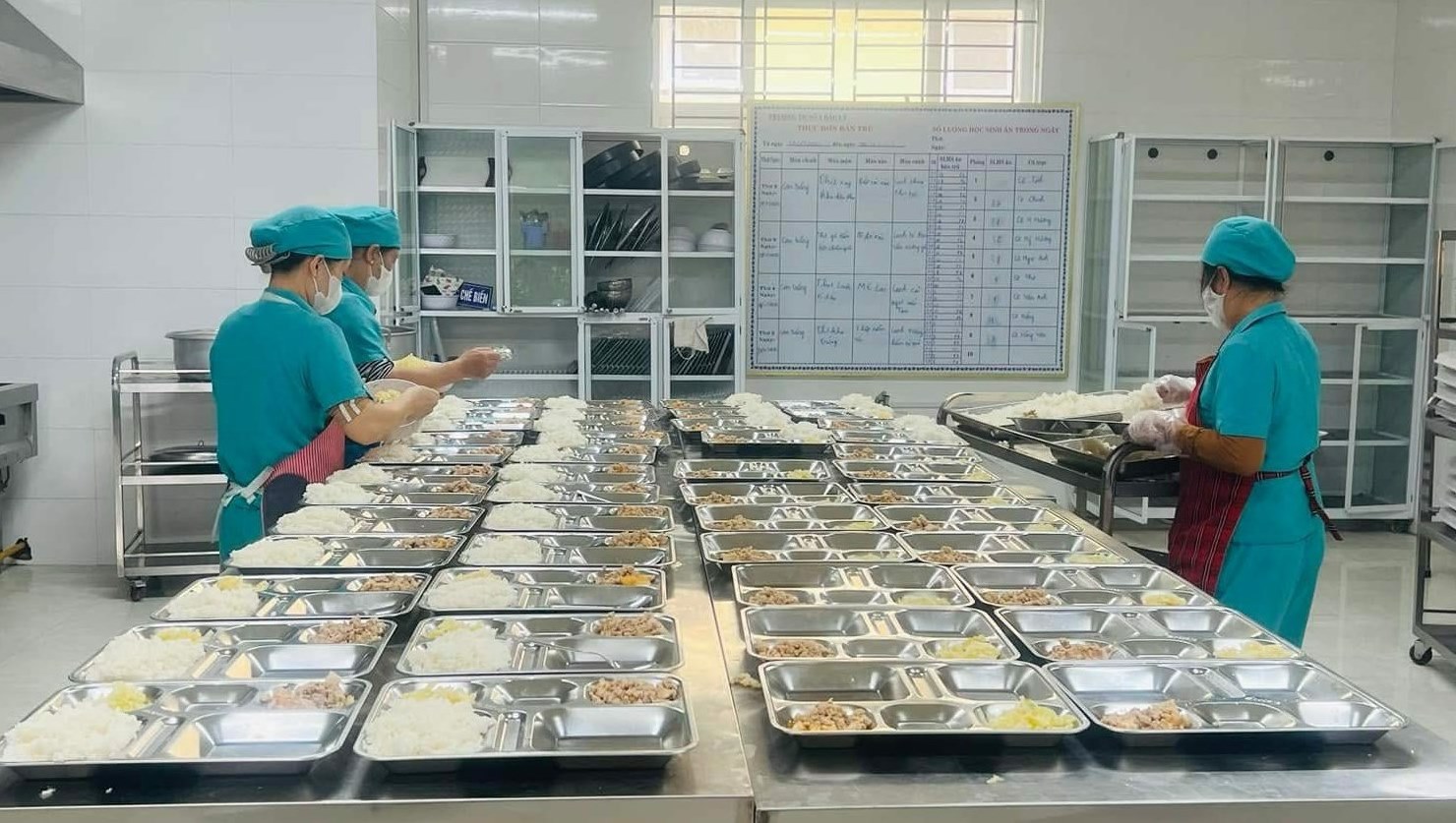 一顿午餐要交两次税？